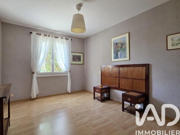 Maison à vendre 5 pièces 111 m² Asnières-sur-Nouère