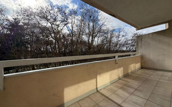 Appartement à louer    5 pièces • 98,07 m2 Noisy-le-Grand