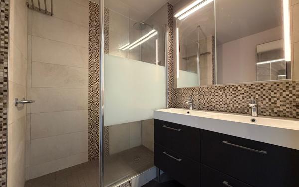 Appartement à louer    5 pièces • 98,07 m2 Noisy-le-Grand