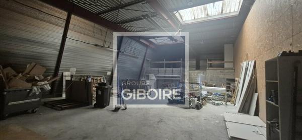 Local d'activites 240 m² à louer SERVON-SUR-VILAINE (réf : 35.6833)