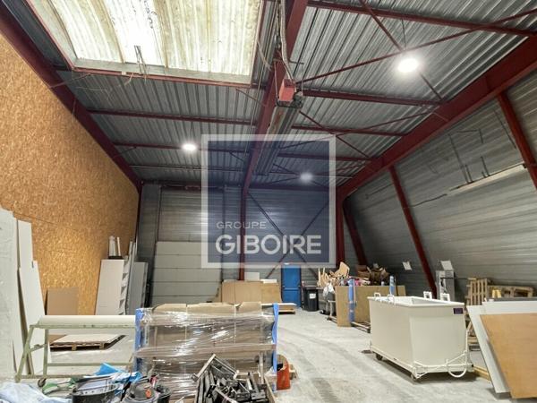 Local d'activites 240 m² à louer SERVON-SUR-VILAINE (réf : 35.6833)