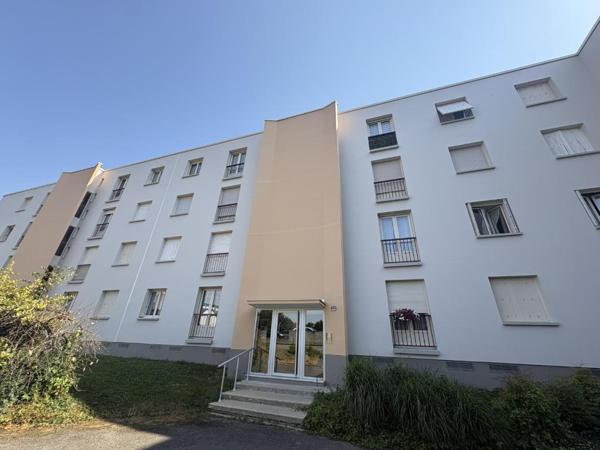 Appartement T4 à louer - 75 m² (réf : 544191)