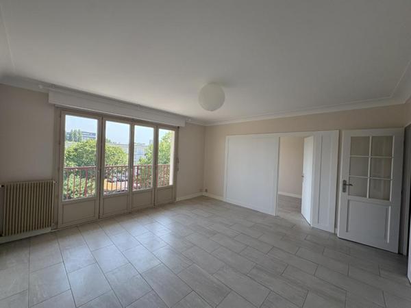 Appartement T4 à louer - 75 m² (réf : 544191)