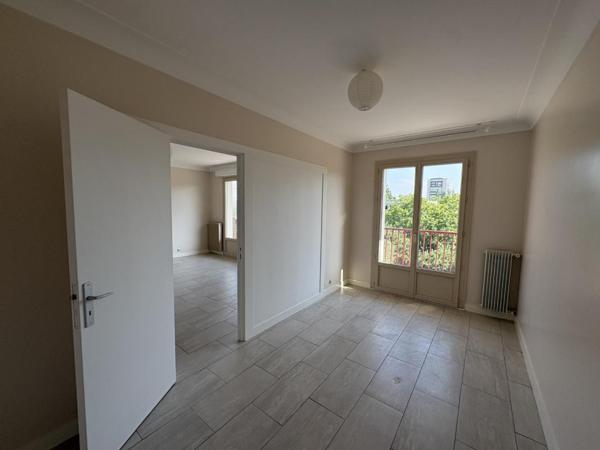 Appartement T4 à louer - 75 m² (réf : 544191)