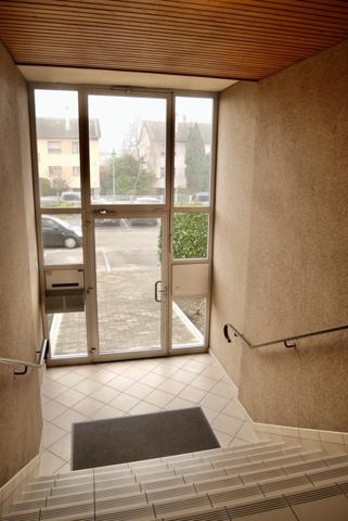 APPARTEMENT T3 DERNIER ETAGE, BALCON ET STATIONNEMENT