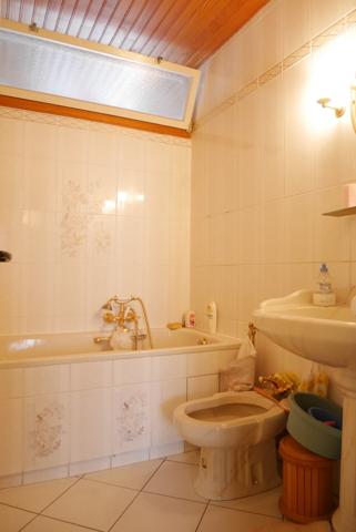 APPARTEMENT T3 DERNIER ETAGE, BALCON ET STATIONNEMENT