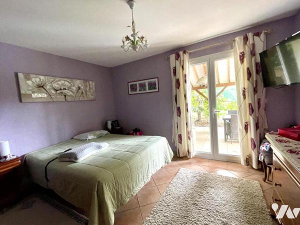 Maison familiale en excellent état – Secteur Ver-sur-Mer – Environnement calme et hors lotissemen