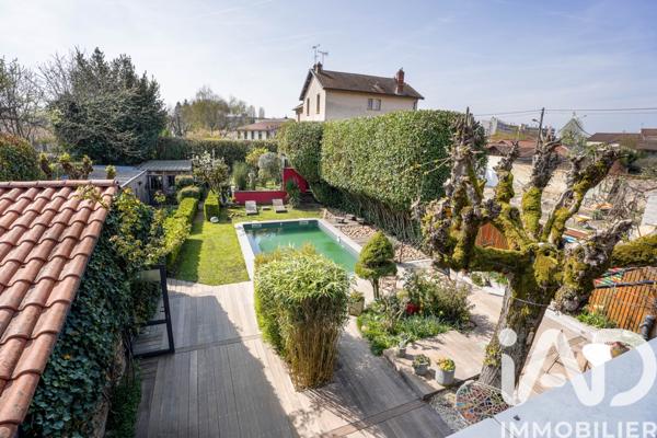 Maison à vendre 4 pièces 158 m² Bourg-en-Bresse