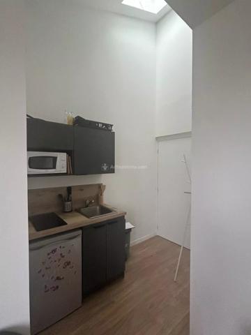Location                                                      Appartement
                        
                     2 pièces                      22 m2                     à Lyon 8
