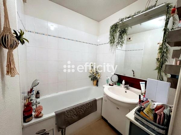 Appartement 2 pièces - 45 m² Exclusivité efficity