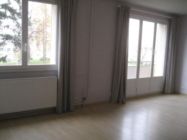 A louer T3 proche de l’Hôtel de ville dans copropriété calme et fermée
