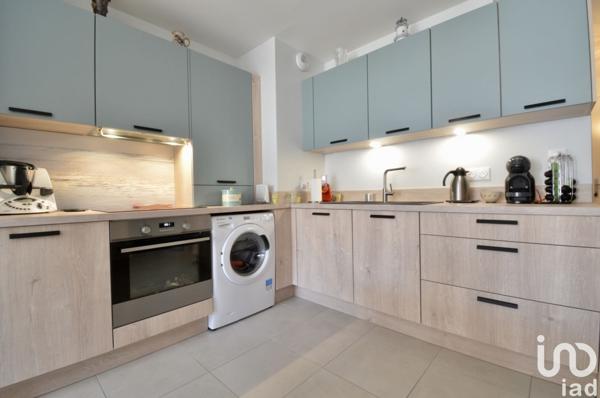 Appartement 3 pièces de 70 m² à Cannes-Écluse (77130)