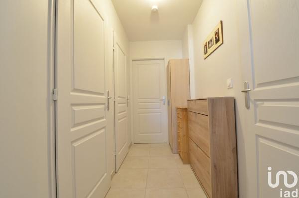 Appartement 3 pièces de 70 m² à Cannes-Écluse (77130)