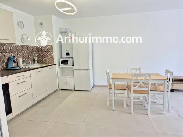 Location                                                      Appartement
                        
                     2 pièces                      45 m2                     à Trévoux