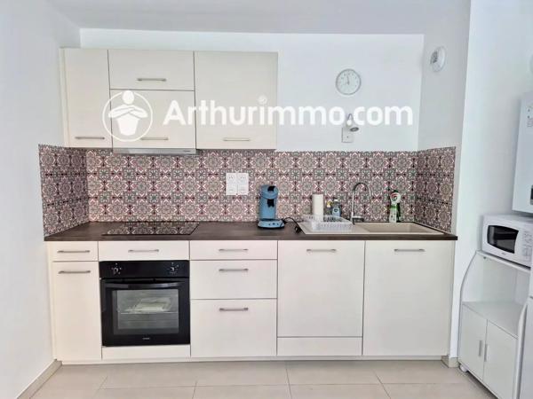 Location                                                      Appartement
                        
                     2 pièces                      45 m2                     à Trévoux