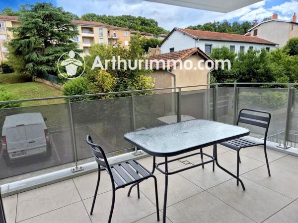 Location                                                      Appartement
                        
                     2 pièces                      45 m2                     à Trévoux