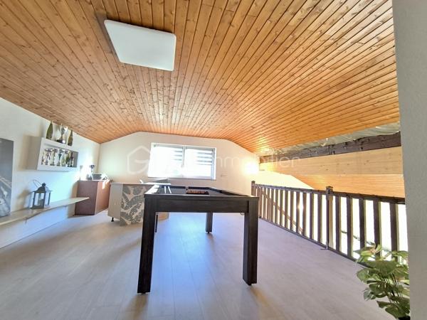 Maison traditionnelle de 290 m²