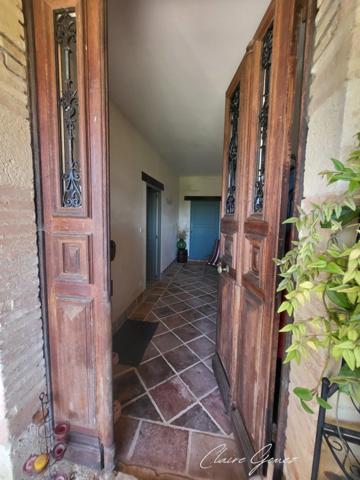 À 5 minutes de Cadours – Ferme en pierre rénovée de 245 m² avec dépendance et terrain arboré