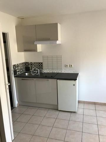 Immeuble entièrement loué de 6 appartements.
Immeuble de rapport. Sans période de carence. L'opportunité des investisseurs.