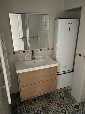 Immeuble entièrement loué de 6 appartements.
Immeuble de rapport. Sans période de carence. L'opportunité des investisseurs.