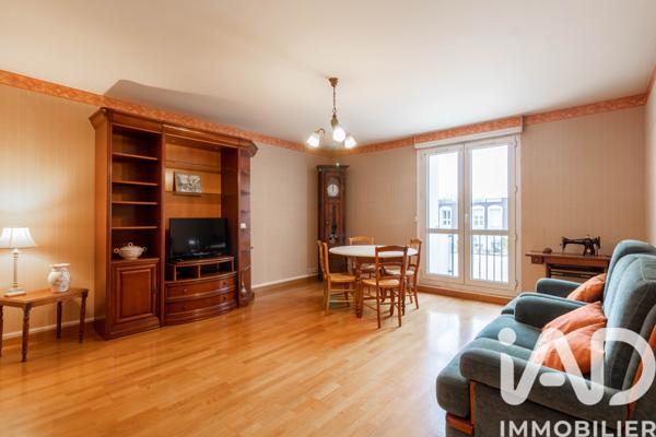 Appartement à vendre 4 pièces 80 m² Villepreux