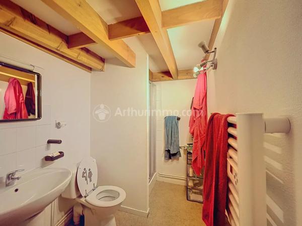 Location                                                      Appartement
                        
                     1 pièces                      32 m2                     à Clermont-Ferrand