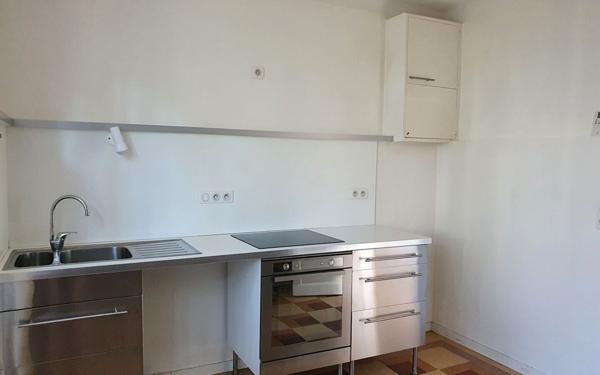 Maison à louer    4 pièces •  Bron