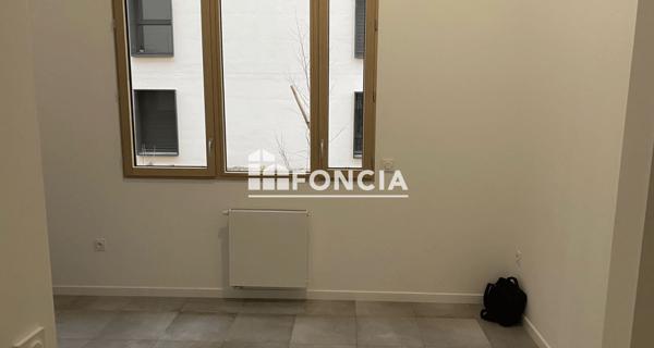 Location Studio 21.59 m² - Clermont-ferrand 63000
