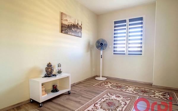 Maison à vendre    5 pièces •  Frans