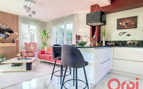 Maison à vendre    5 pièces •  Frans