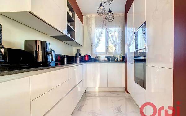 Maison à vendre    5 pièces •  Frans