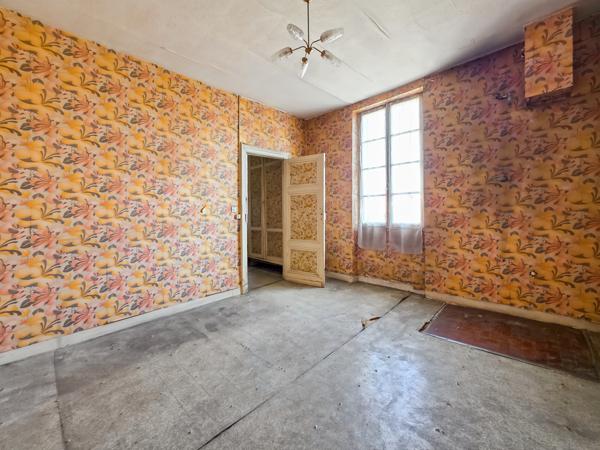 Immeuble 5 pièces - 112 m²