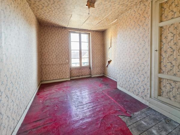 Immeuble 5 pièces - 112 m²