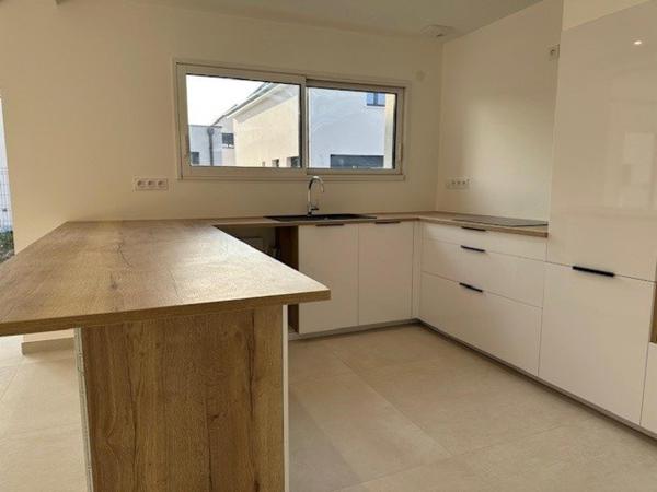 Maison Récente – 120 m², 4 Chambres, Jardin et Garage