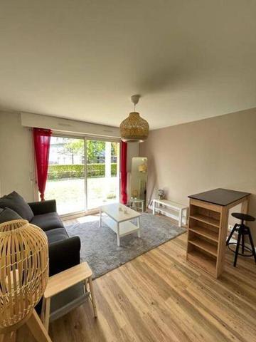 Appartement 1 pièce                                        - 44000 Nantes Réf : 12114
