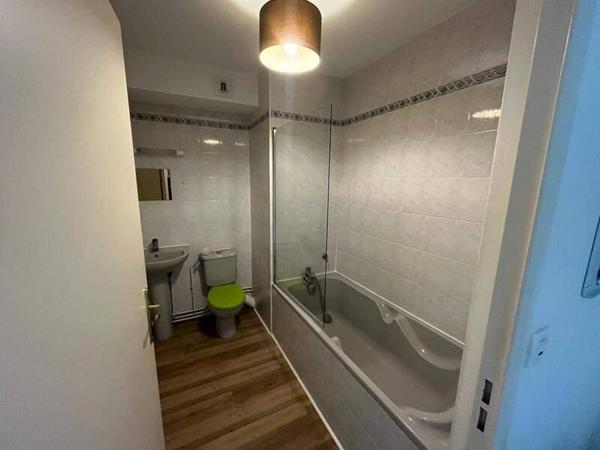 Appartement 1 pièce                                        - 44000 Nantes Réf : 12114