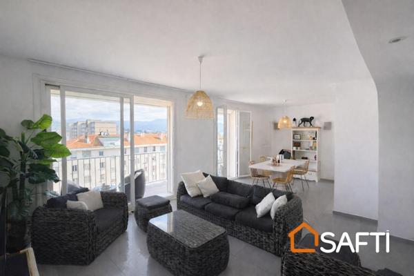 Appartement T3 traversant –5e étage vue mer- Ajaccio