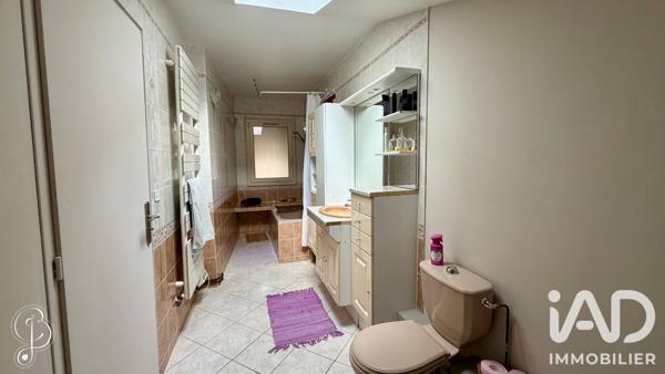 Maison à vendre 6 pièces 173,91 m² Montcuq-en-Quercy-Blanc