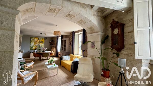 Maison à vendre 6 pièces 173,91 m² Montcuq-en-Quercy-Blanc