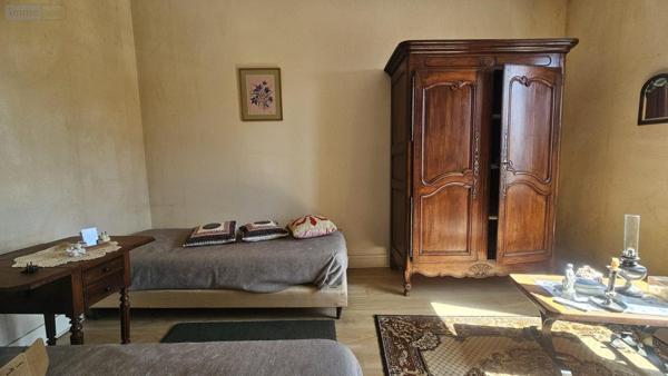 Maison à vendre à Bressuire dans les Deux-Sèvres (79300), ref : 79025-293-79025