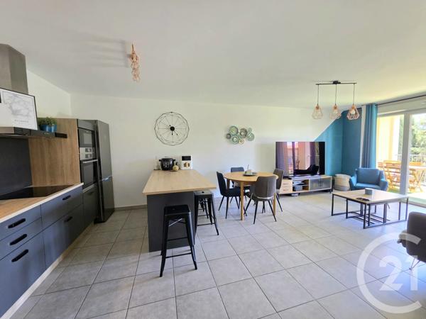 Appartement T3 à vendre  3 pièces - 68 m 2   ALLAUCH  - 13
