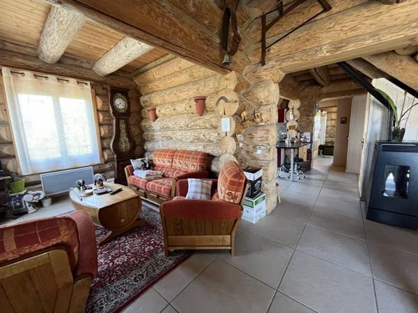 Maison à vendre 245 000 € Mont-près-Chambord 4 p 104 m² DPE D