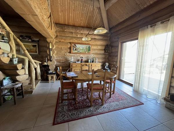 Maison à vendre 245 000 € Mont-près-Chambord 4 p 104 m² DPE D