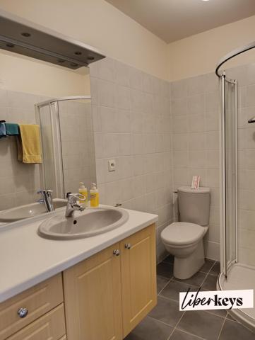 MAISON EN PIERRE - RÉNOVÉE - 1930 m² de terrain - 3 chambres - GRANGE ET CAVES