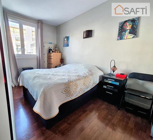 A 12 min du RER, très au calme, joli T3 avec séjour de 27 m²