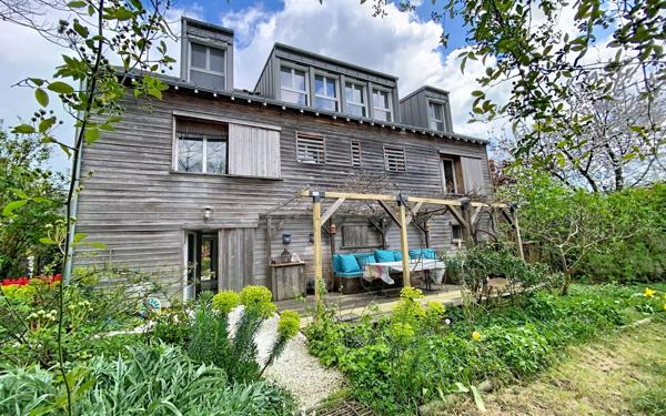 Maison à vendre    5 pièces •  Joué-lès-Tours
