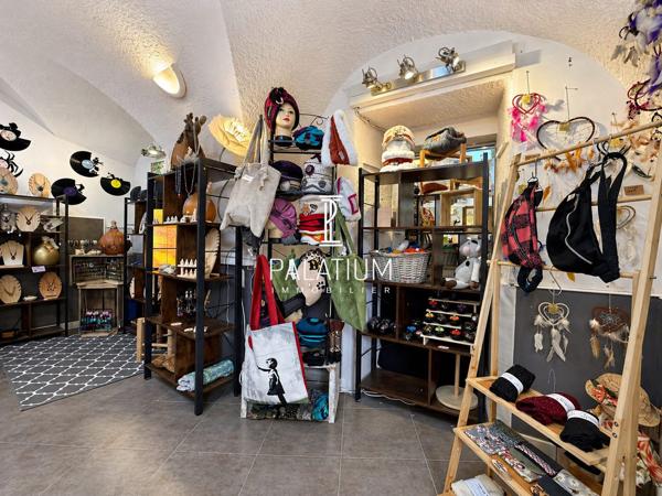 Au coeur du centre-ville, local commercial de 30 m² avec loyer attractif