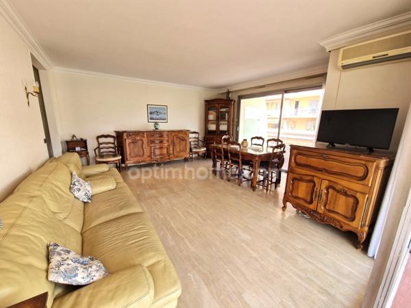 Appartement 3 pièces avec grande terrasse, garage et cave