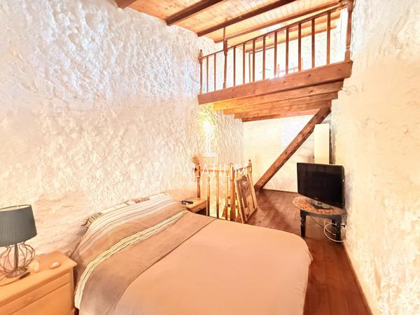Charmante maison de village rénovée – 67 m² – Peyruis centre