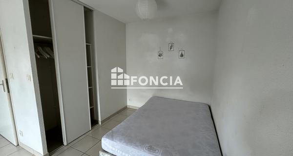 Location Studio 30.69 m² - Onet-le-château 12850